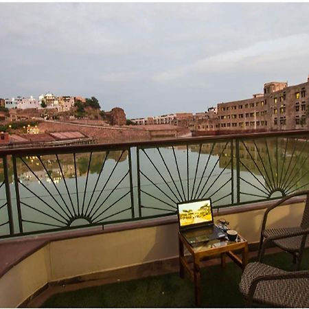 Lakeside Inn Ratanada Jodhpur  Exteriör bild