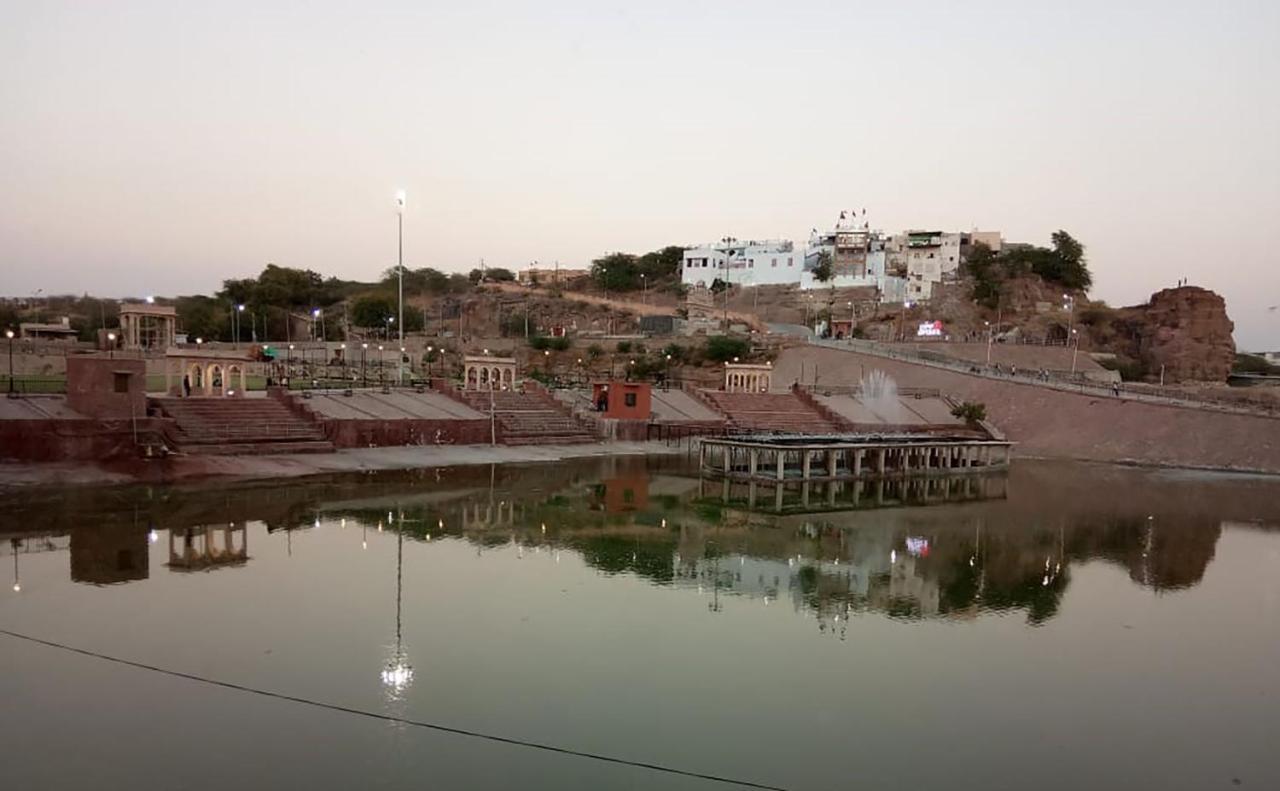 Lakeside Inn Ratanada Jodhpur  Exteriör bild