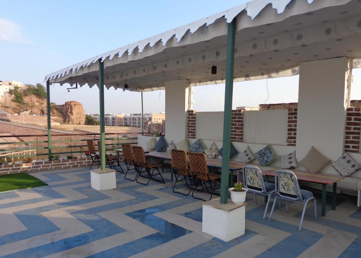 Lakeside Inn Ratanada Jodhpur  Exteriör bild